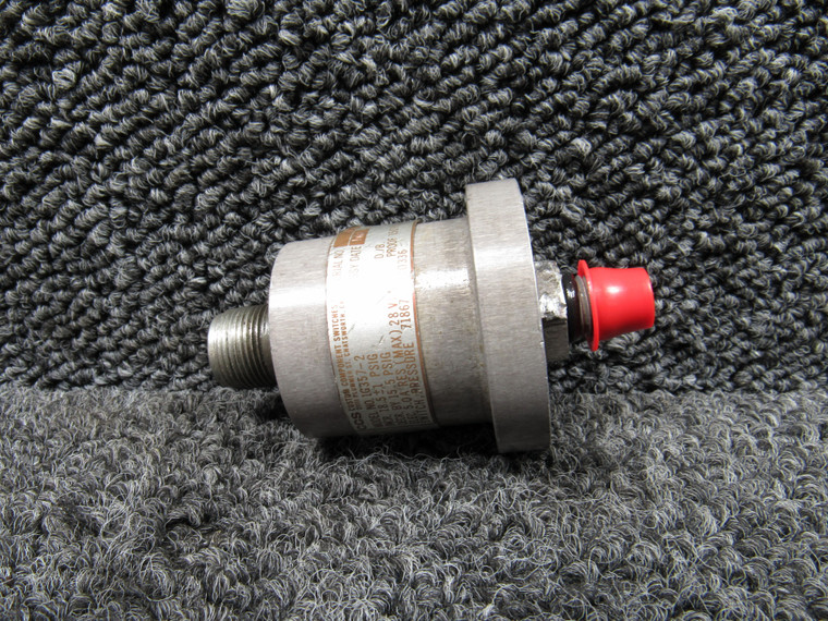 1G357-2 Custom Components Switches Pressure Switch (Volts: 28)
