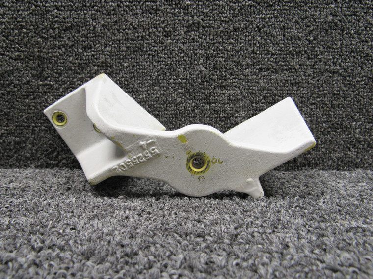 5525502-6 (Cast: 5525502-4) Cessna Citation 560 V Bellcrank Support Bridge RH