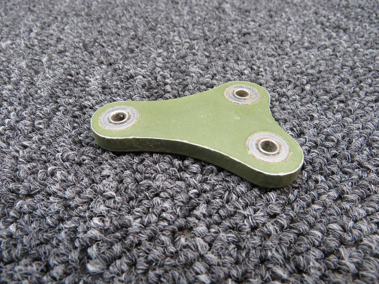 1532022-1 Cessna C-337 Bell Crank Push Rod