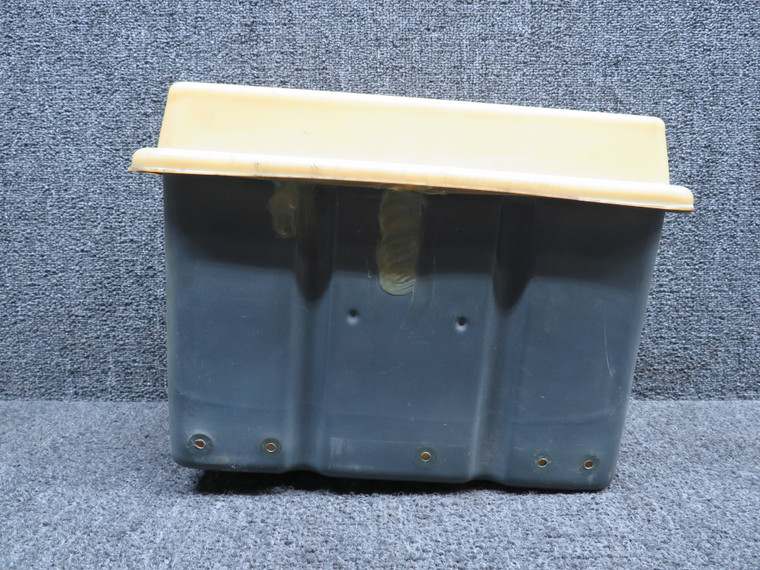 0512167-19 Cessna T207 Battery Box Assembly
