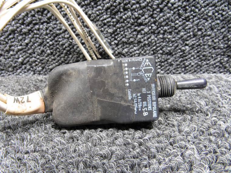 615-5B ECE 3-Position Toggle Switch Assembly (Volts: 28)