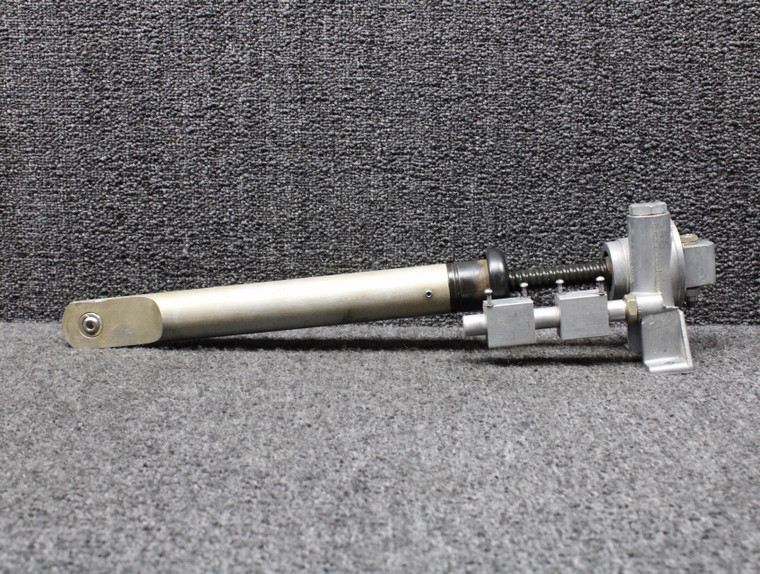 750097-009 (Alt: 750097-011) Mooney M20J Flap Actuator Assembly (No Motor)