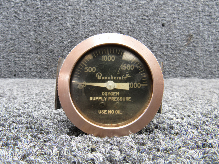 800322 Beechcraft KA-90 Oxygen Supply Pressure Indicator with Bracket