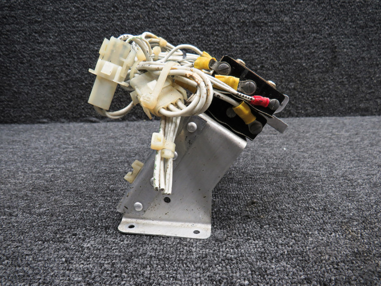 MS25026-1, 002-364013-7 Beechcraft A36 Landing Gear Limit Switch Assembly
