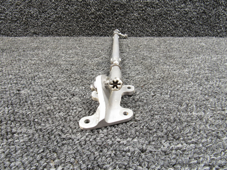 3900009-25-8.60, 3330096-501 Aero Commander NLG Door Link Assembly with Mount LH