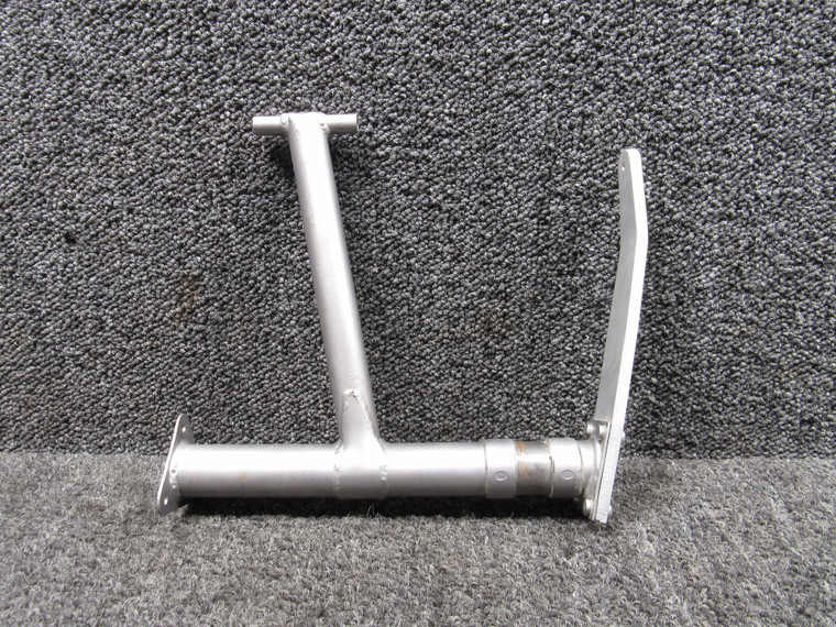 16869-000 Piper PA23-250 Rudder Pedal Torque Tube Assembly
