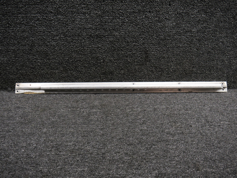 0514210-2 (Use: 0514210-3) Cessna 172R Seat Rail