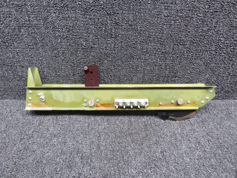 67138-000, 67137-000, 63354-000 Piper PA28-181 Brake Support Channel w Ratchet