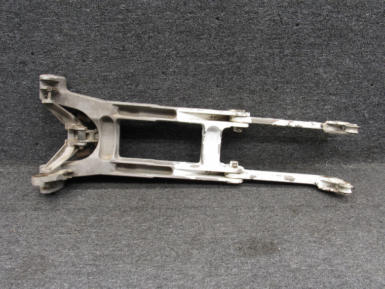 EA1570 Aero Commander 680 Landing Gear Drag Brace Assembly RH