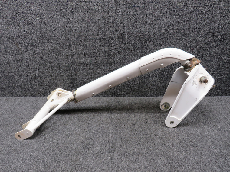 0942005-10, 0942005-1, DDA06217-1 Cessna 162 Nose Gear Strut and Trunnion Assy