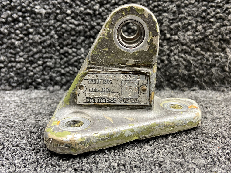206-001-528-001 (Cast: 206-001-528-1) Bell 206B Cyclic, Collective Support