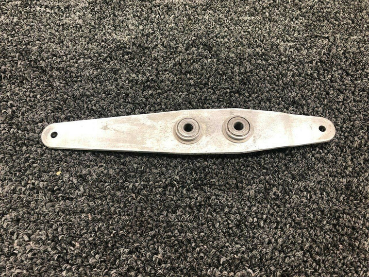 0510192 Cessna 172 Elevator Bellcrank Forward Assembly