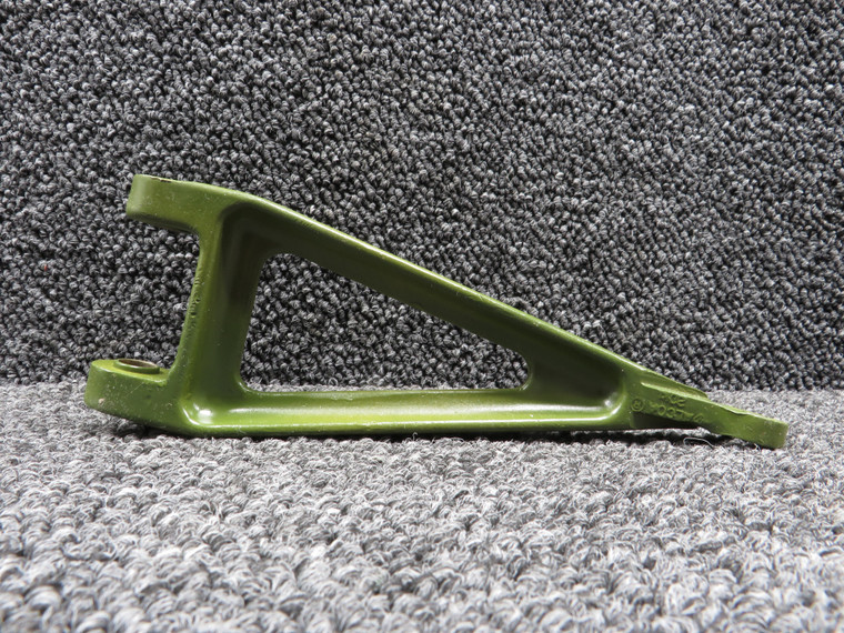60-820018-1 (Cast: 60-820018) Beechcraft 58 Nose Gear Upper Torque Knee