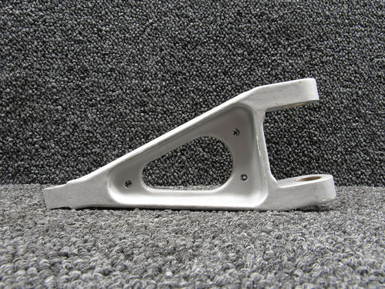 60-810016 Beechcraft Main Landing Gear Upper or Lower Knee (Bead Blasted)
