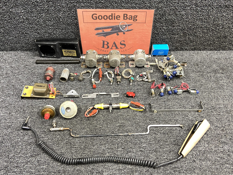 Piper PA28RT-201T Goodie Bag Set with Microphone &amp; Misc Electrical