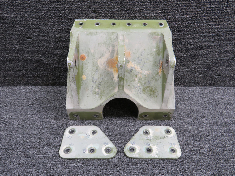 6231181-1 Cessna Citation III 650 Vertical Stabilizer Scissor Attach Fitting