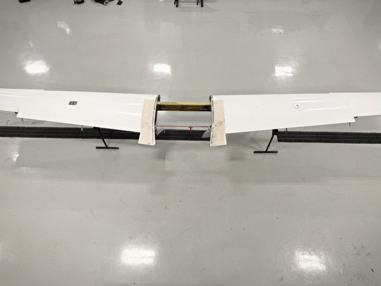 Cirrus SR22 Single-Piece Wing Assembly