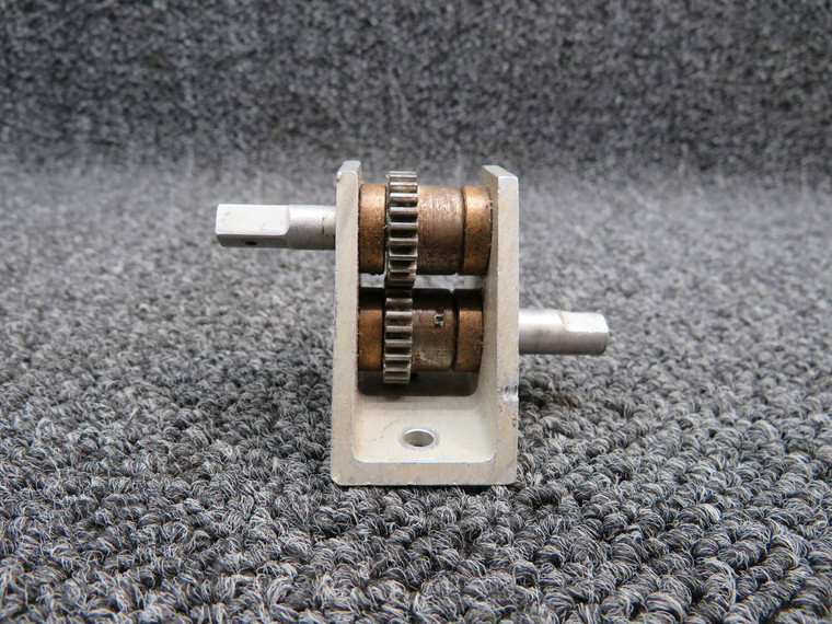 2216005-1 Cessna 182 Gear Assembly Fuel Selector