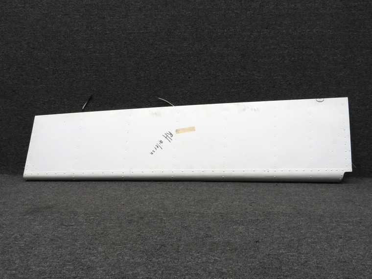 0824000-96 Cessna 320E Aileron Assembly RH