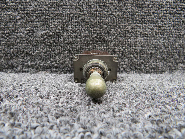 MS27408-1A (Alt: 8504K43) Cutler-Hammer Toggle Switch