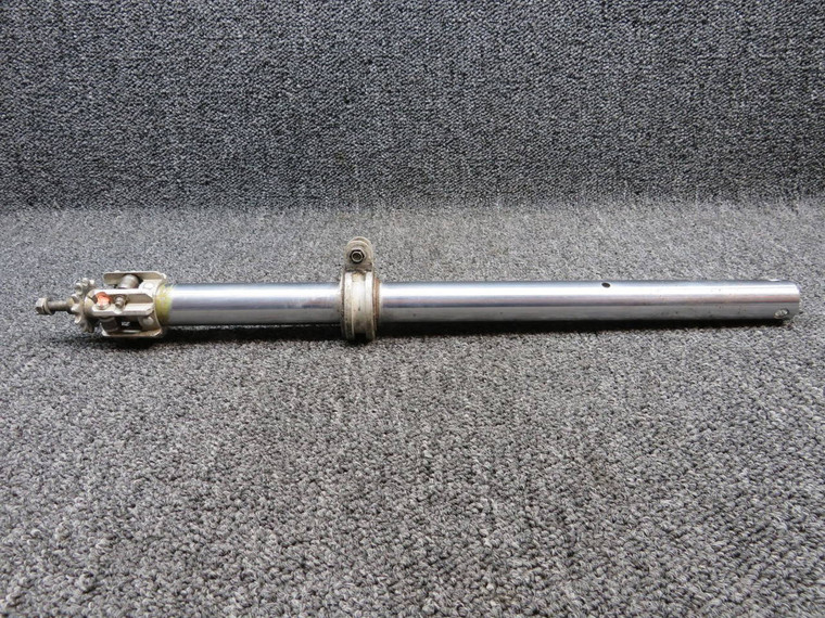 0760640-6 (Use: 1290001K10) Cessna 182K Tube &amp; Bearing Assembly