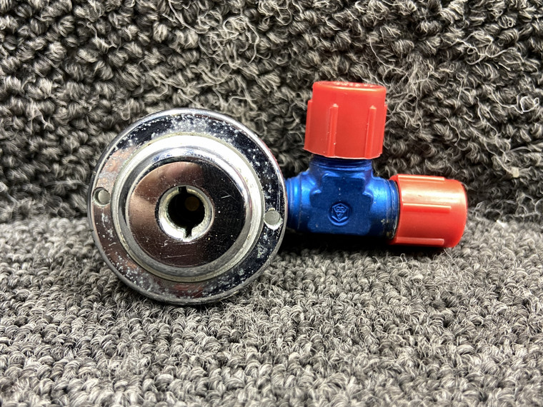 23599-01 (Use: 23599-11) Beechcraft Oxygen Outlet Valve with Fitting
