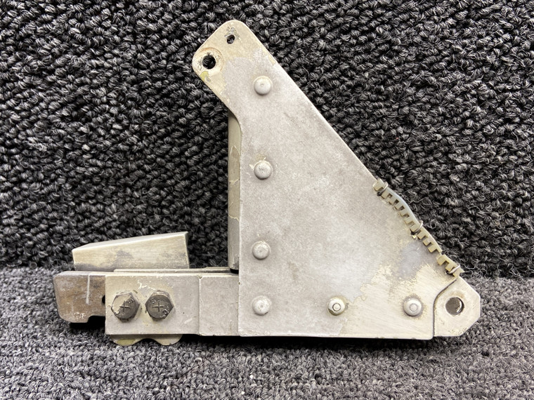 60-810092-2, 35-815077-22 Beechcraft B60 Main Gear Uplock Assembly RH with Hook