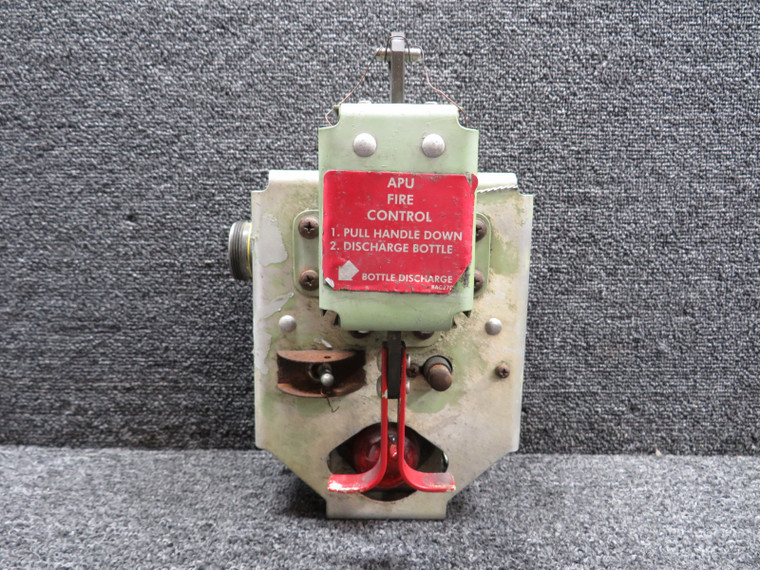 Boeing 737-800 Auxiliary Power Unit Fire Control Handle Assembly