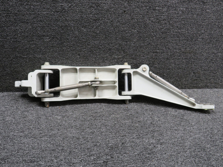 113A9105-1 Boeing 737-800 Support Hinge Link Assembly