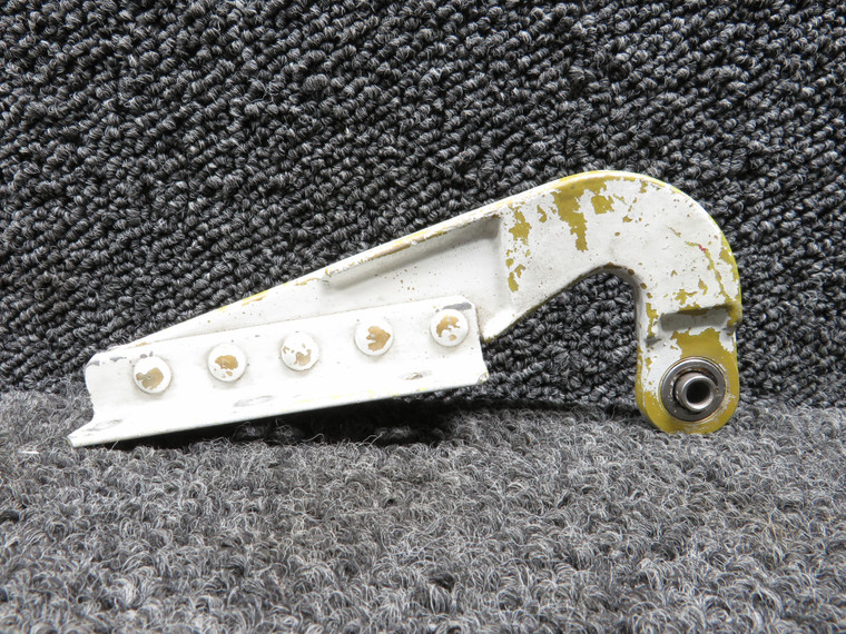 101137-002 (Cast: 46652-2) Piper PA31 Main Gear Door Inboard Hinge Assembly