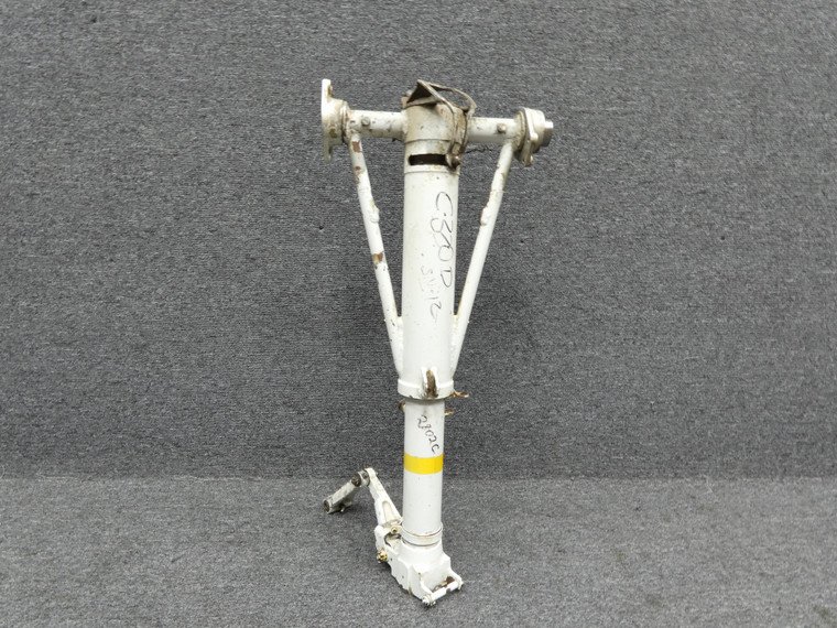 0842000-77 Cessna 320D Nose Gear Strut Assy (Less Fork)