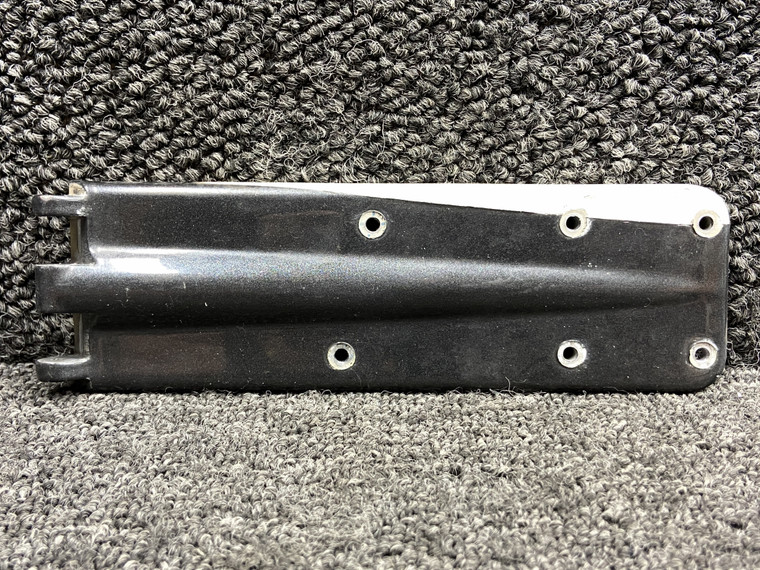 1211661-1 Cessna T206H Lower Aft, Forward Cargo Door Hinge
