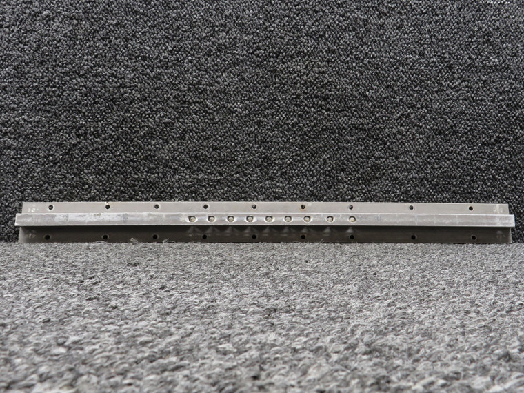 Beechcraft King Air A90 Outboard Seat Track (LH)
