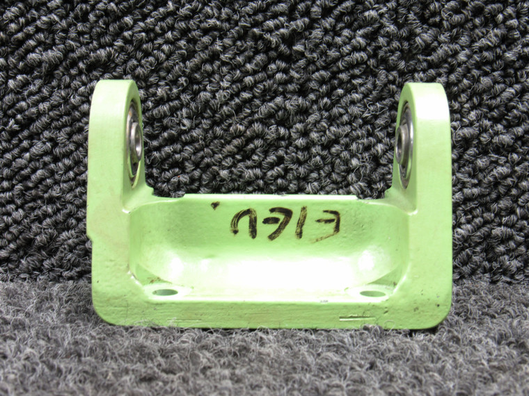95-610012-13 Beechcraft Inboard Elevator Hinge