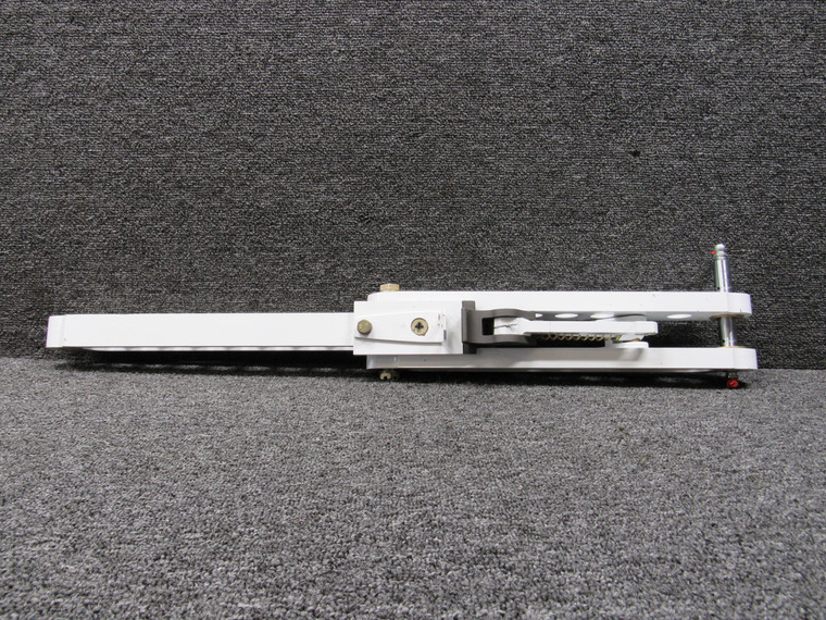 50-810335-13 Beechcraft King Air 200 Main Landing Gear Drag Leg Assembly