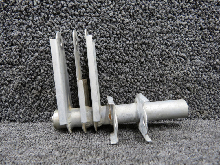 0862100-15 Cessna 421B Flap Bellcrank Assembly LH (Outboard Wing, Inboard)