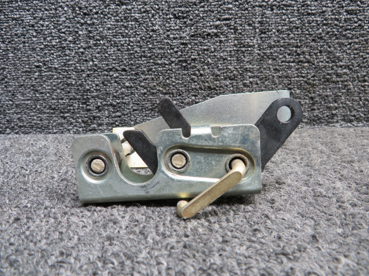 20267-003, 20294-003 Cirrus SR22 Upper LH Cabin Door Rotary Latch with Brackets