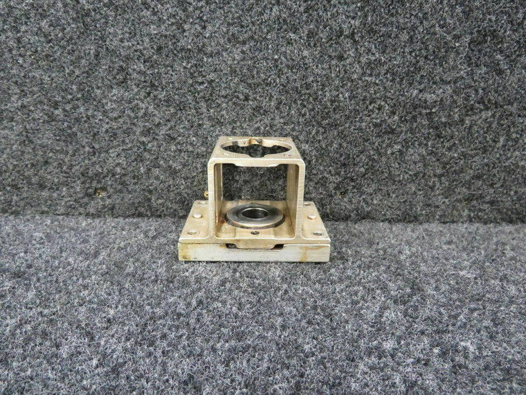 51268-000 / 54797-005 Piper PA-31T Control Cable Drum Bracket (C20)