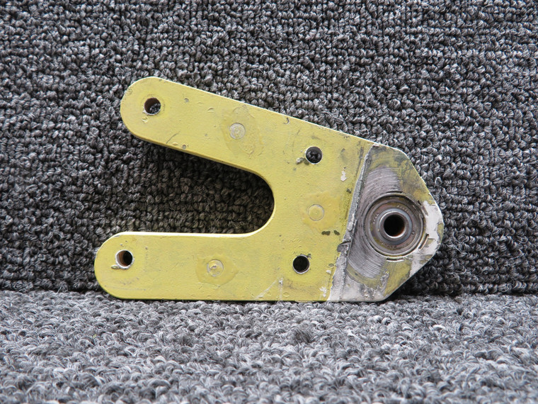 5522870-1 Cessna Citation II 550 Wing Trailing Edge Bearing Plate Assy LH &amp; RH