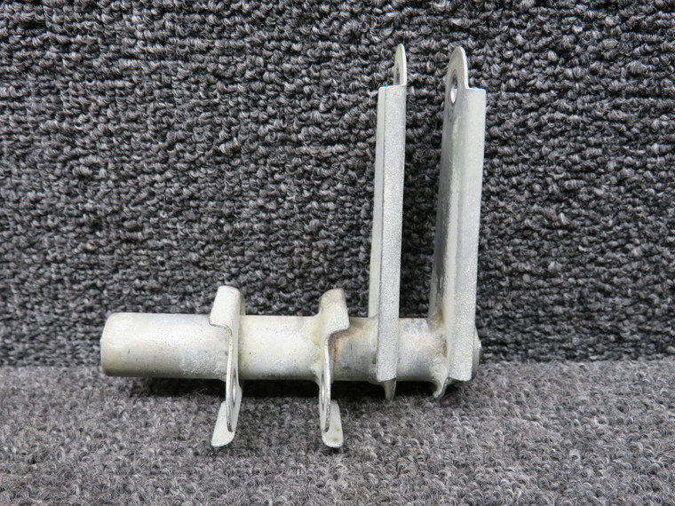 0862100-16 Cessna 414 Flap Bellcrank Assy RH (Outboard Wing, Outboard)