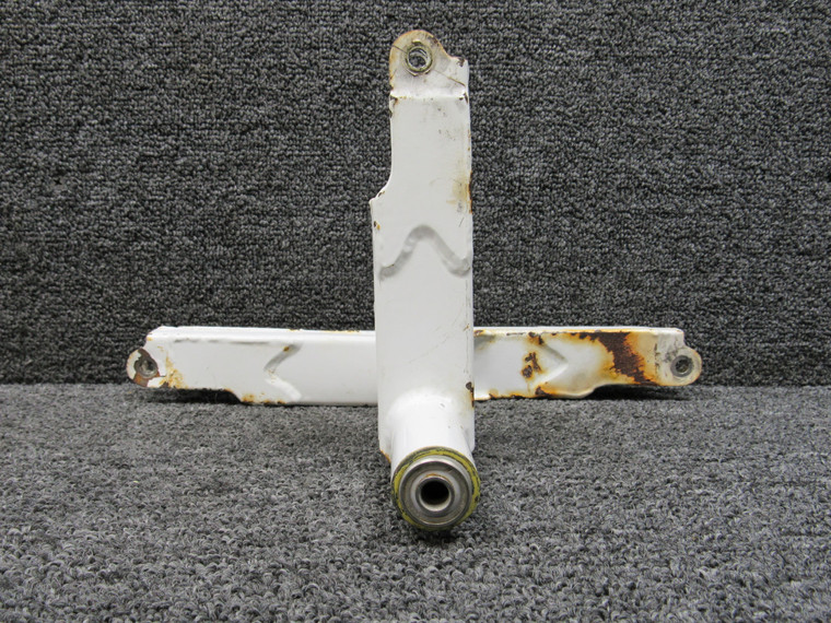 2622083-18 (Use: 2622311-16) Cessna 208B Inboard Flap Bellcrank Assembly