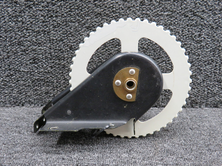 95-524025, 95-524025-1 Beechcraft E-55 Elevator Trim Tab Wheel (Cracked)