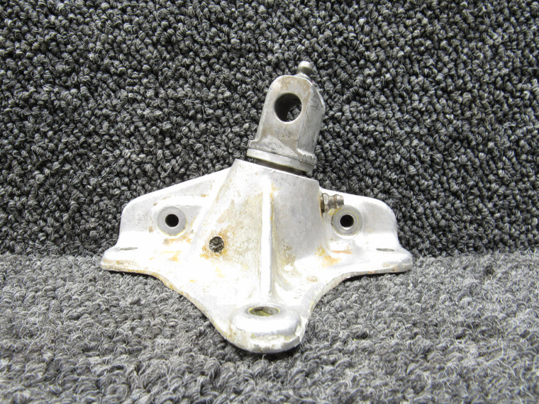 22513-001 (Cast: 22508-3) Piper PA30 Main Gear Side Brace Support RH
