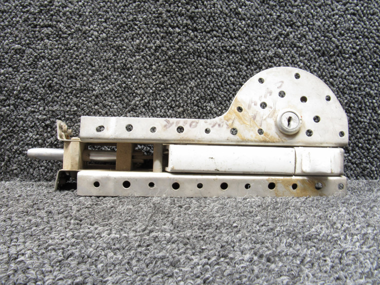 0851781-35 Cessna 414 Nacelle Baggage Door Latch with Lock