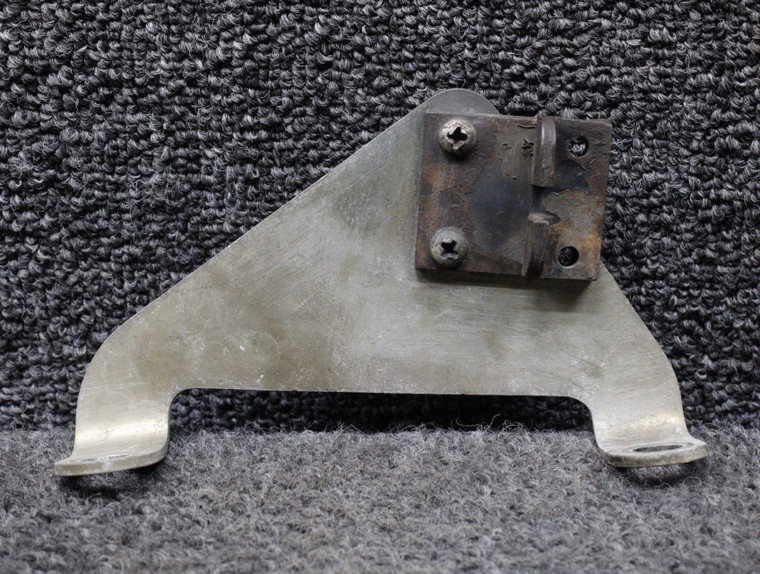 641460 Continental TSIO-360-EB Propeller Control Cable Support