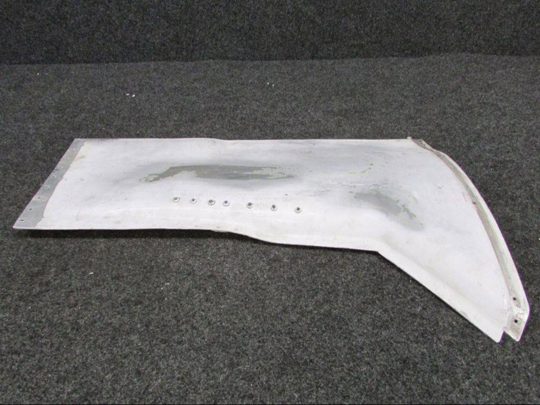 0826002-202 Cessna 401 LH Outbd MLG Door (SA)