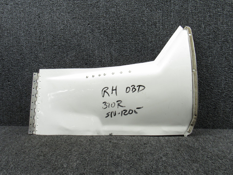 0826002-209 Cessna 310 Main Landing Gear Door Assembly RH Outbd (Core)
