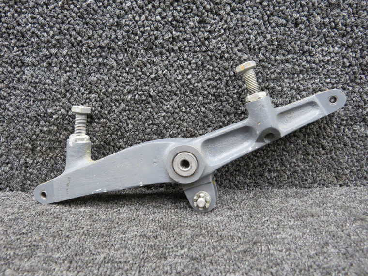 35-521158-5 (Cast: 35-521158) Beechcraft J35 Aileron Bellcrank LH