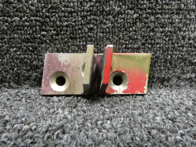0432005-2 Cessna 150 Horizontal Stabilizer Fitting RH