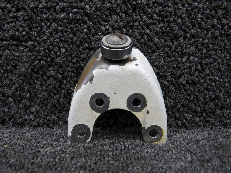35-825024-2 Beechcraft J35 Nose Gear Bracket Roller Assembly